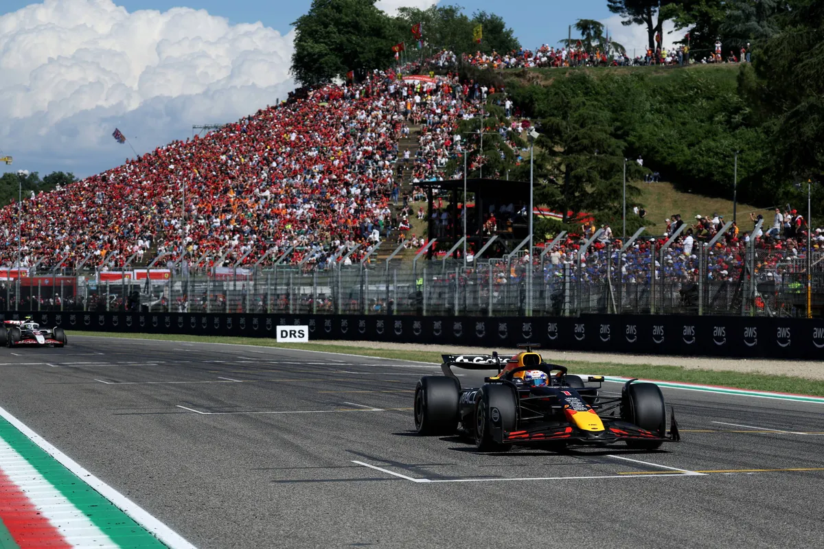 Max Verstappen wint de Grand Prix van Emilia-Romagna