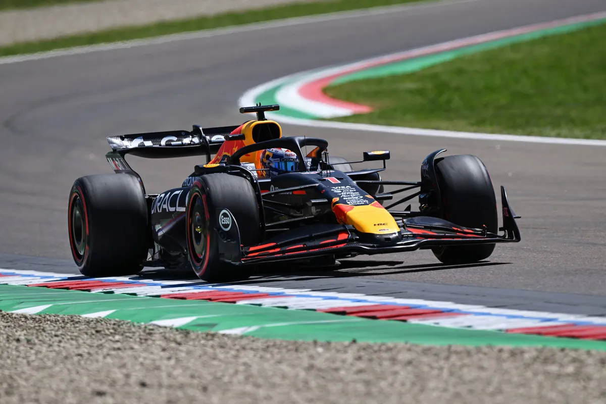 Red Bull-coureur Max Verstappen tijdens VT3 in Imola