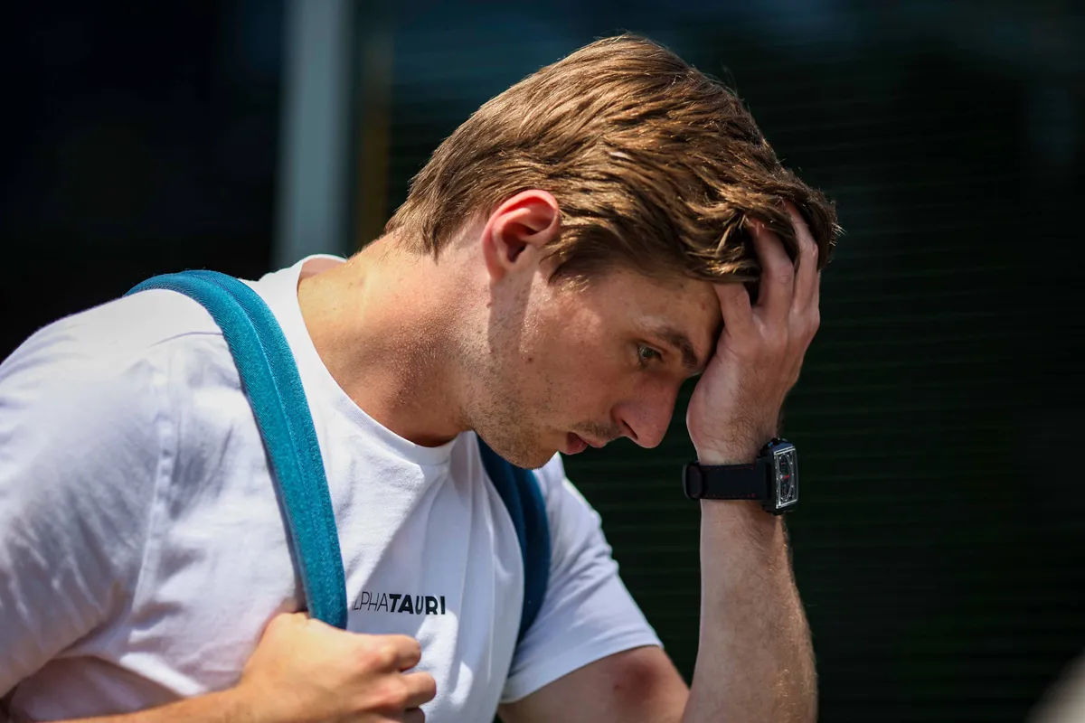 Red Bull-coureur Max Verstappen arriveert voor de mediadag in Spielberg
