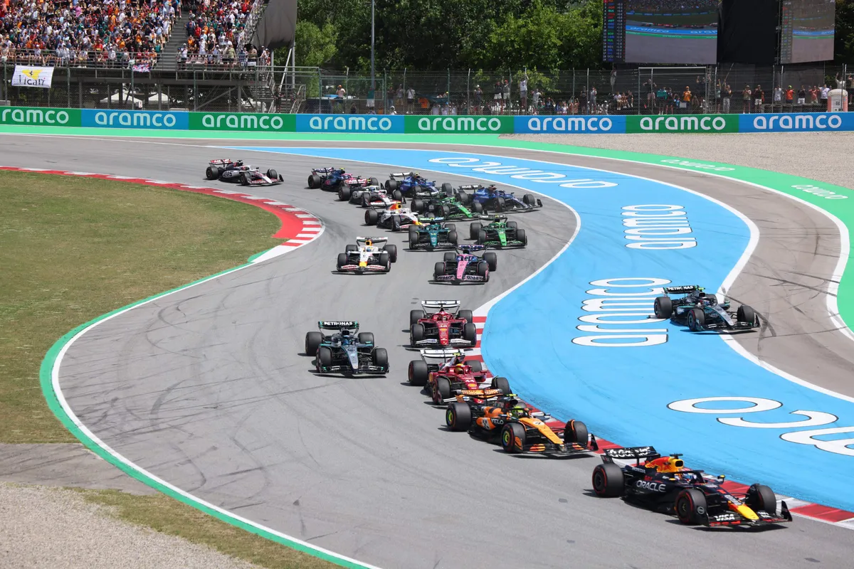 De start van de race in Barcelona