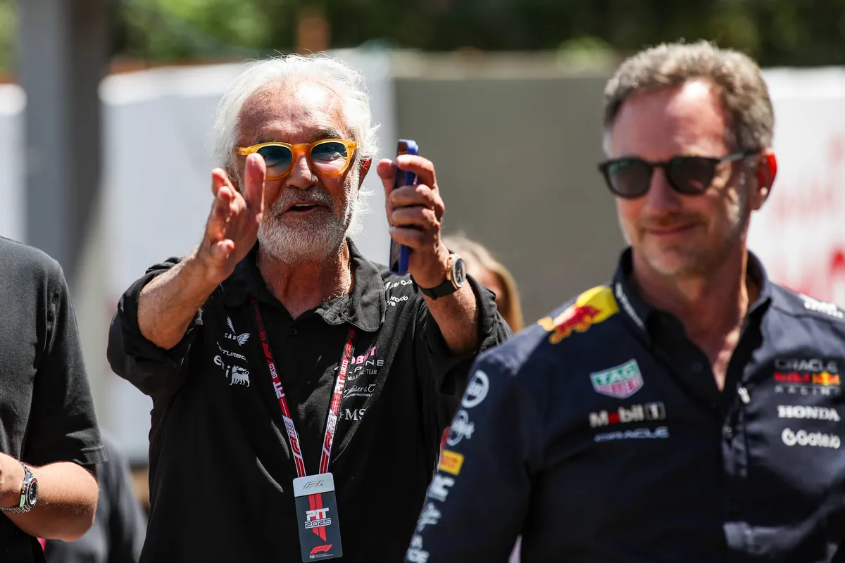 Voormalig Red Bull-teambaas Cristian Horner wordt nageroepen door Alpine-baas Flavio Briatore