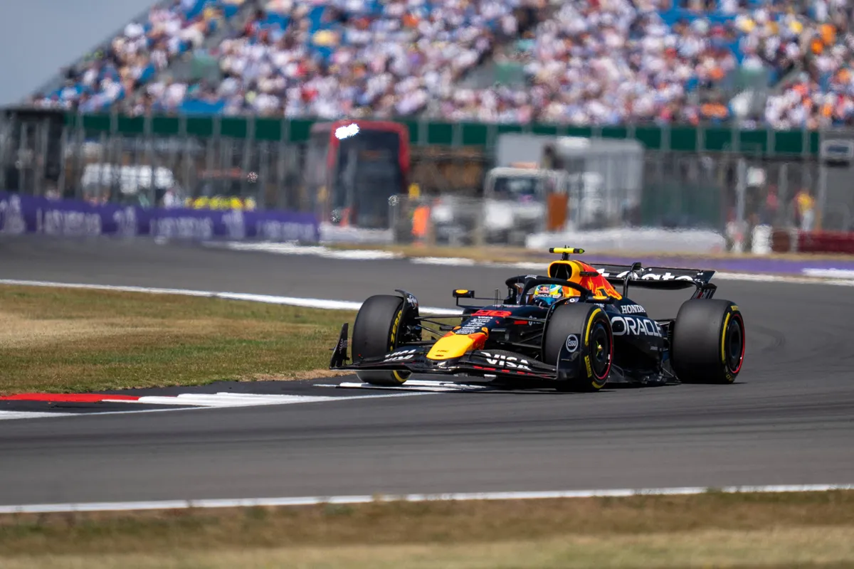 Arvid Lindblad maakt zijn F1-debuut tijdens VT1 in Groot-Brittannië voor Red Bull Racing