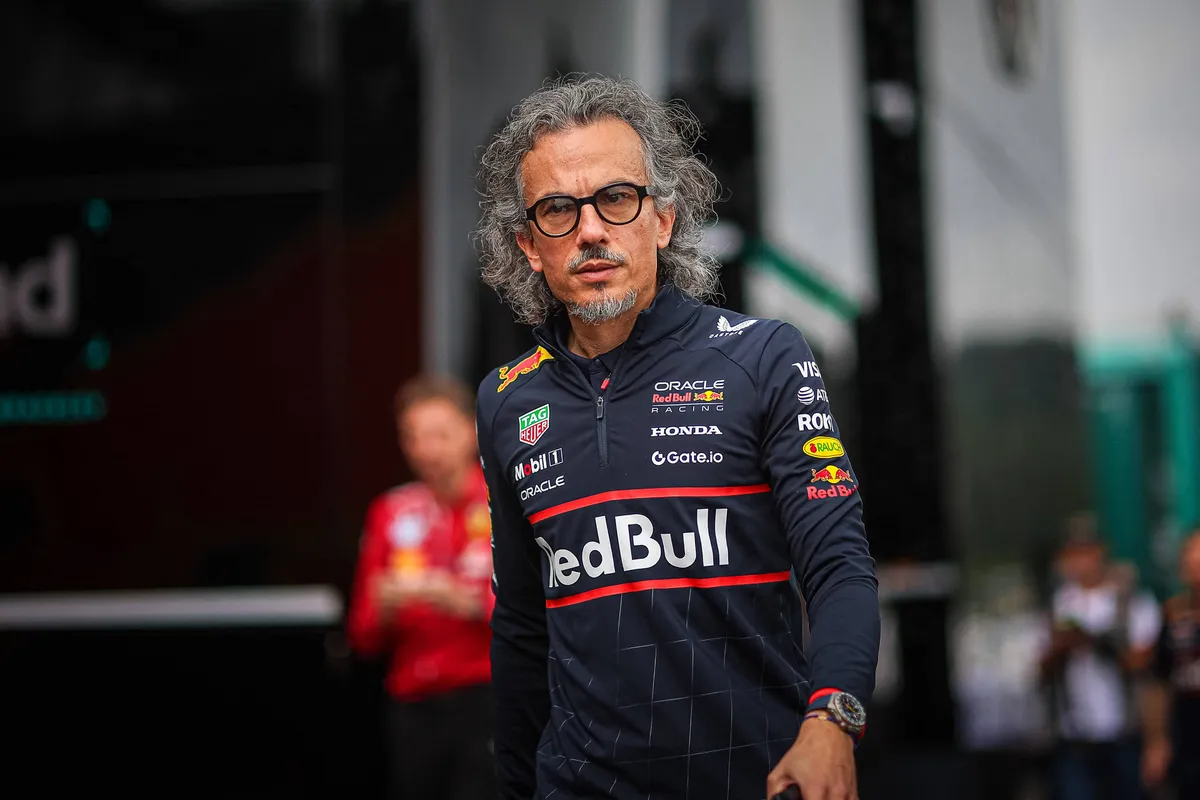 De nieuwe teambaas van Red Bull Racing, Laurent Mekies, in de F1-paddock in België