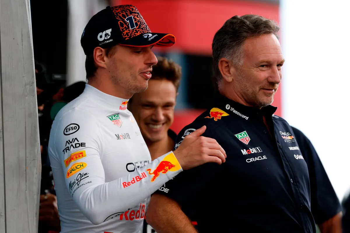 Max Verstappen en Christian Horner tijdens hun laatste raceweekend samen voor Red Bull
