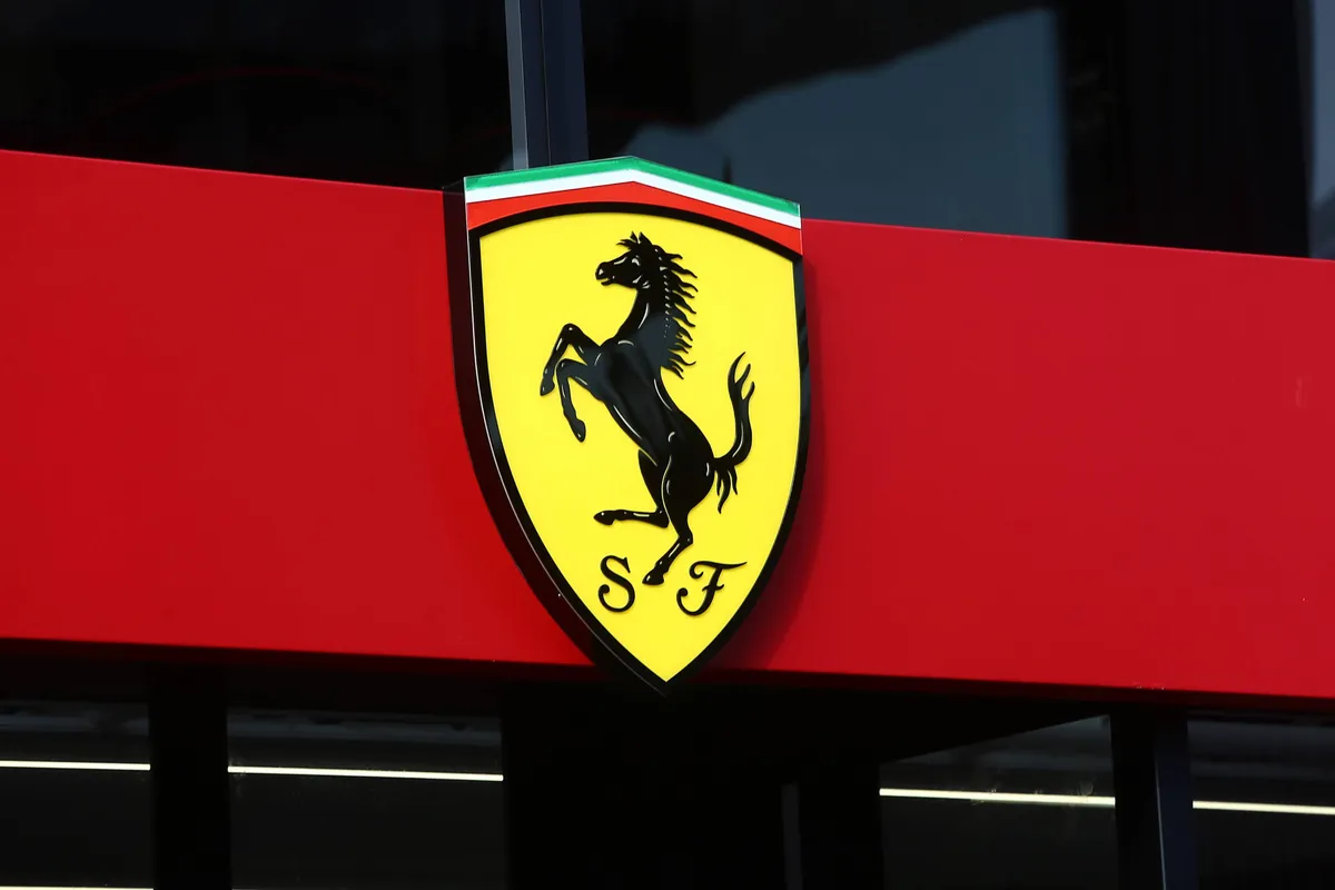 ferrari logo