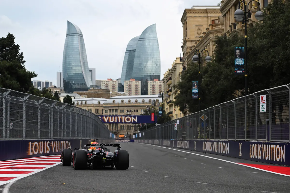 Max Verstappen in zijn Red Bull tijdens de Grand Prix van Azerbeidzjan