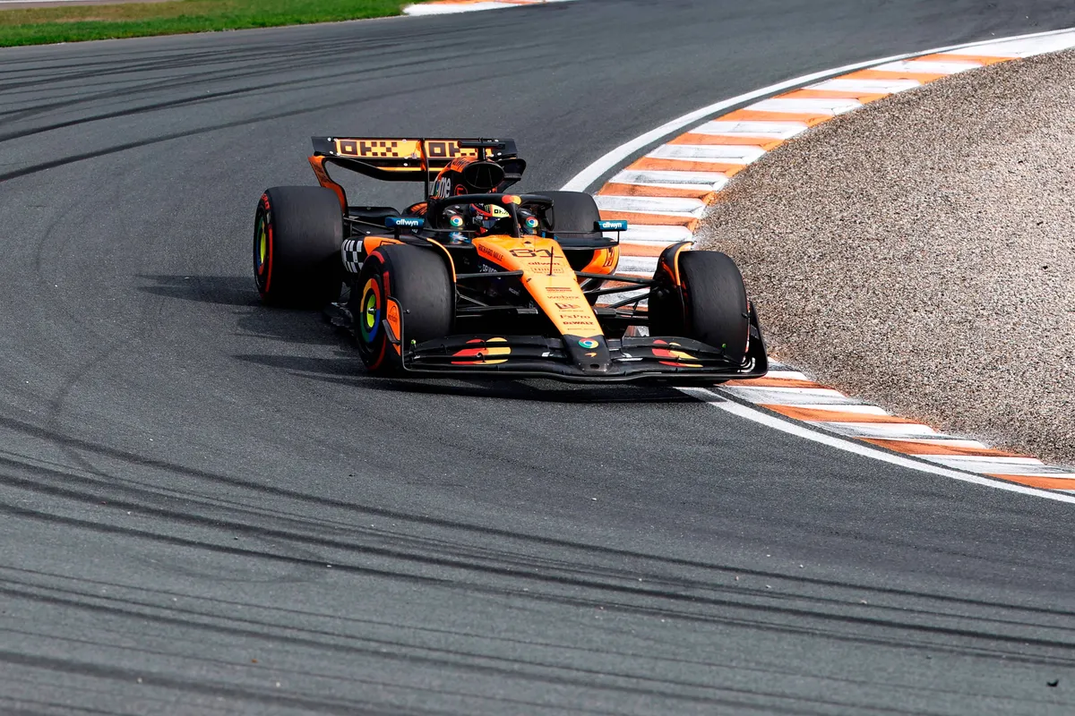 Oscar Piastri voor McLaren op Circuit Zandvoort