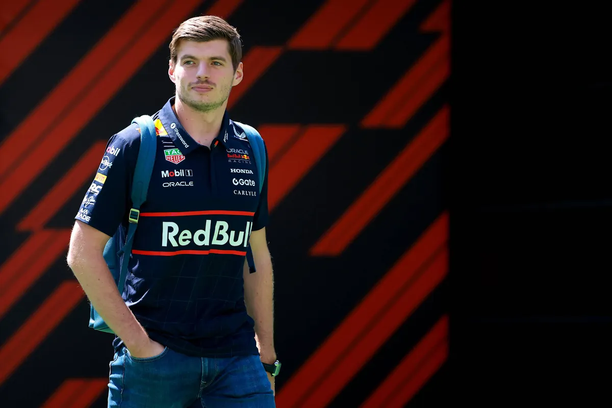 Red Bull-coureur Max Verstappen arriveert voor de Grand Prix van Mexico