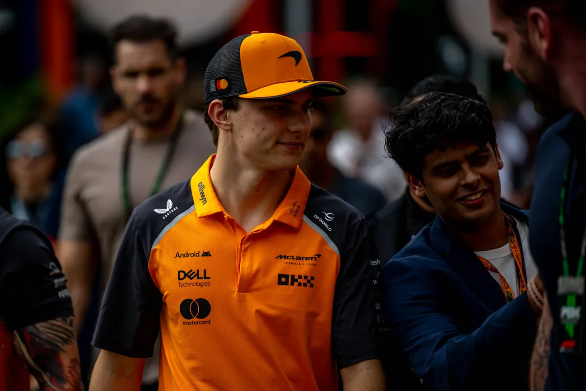 McLaren-coureur Oscar Piastri tijdens het raceweekend in Singapore