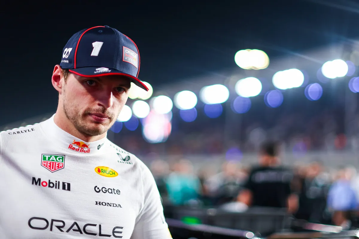Max Verstappen voor Red Bull Racing op de Formule 1-grid in Qatar