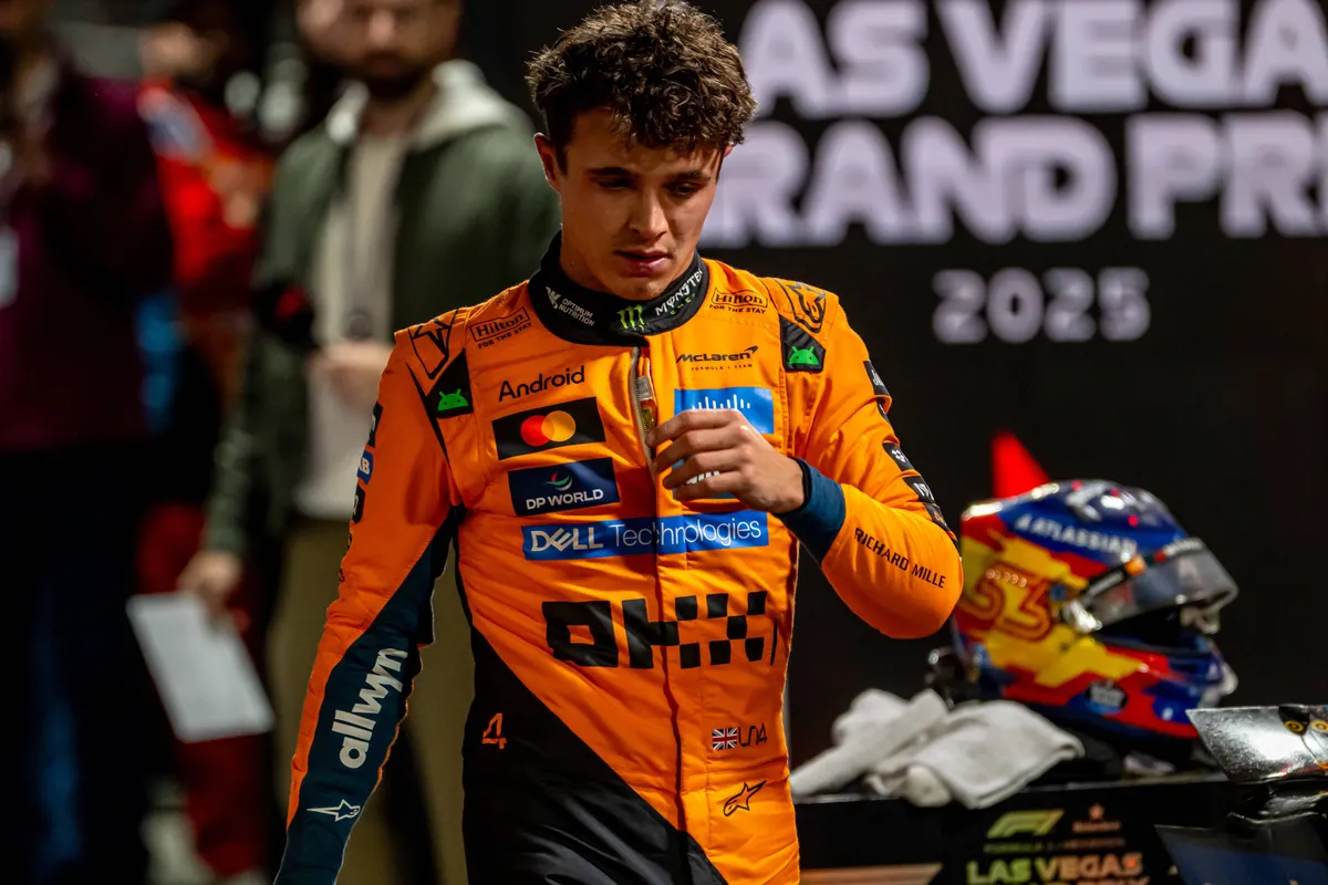 McLaren-coureur Lando Norris tijdens GP weekend in Las Vegas