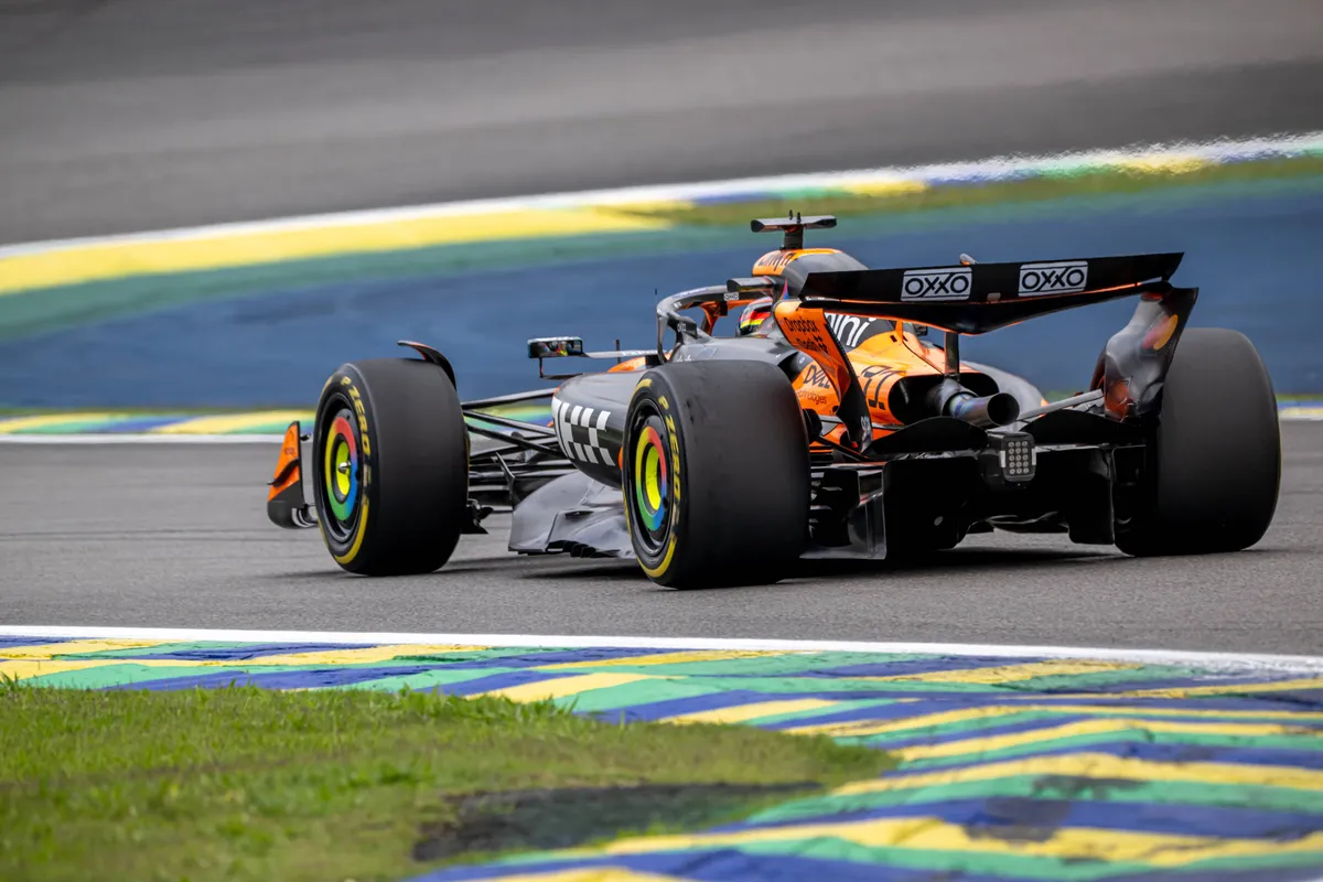 Oscar Piastri tijdens het raceweekend in Brazilië