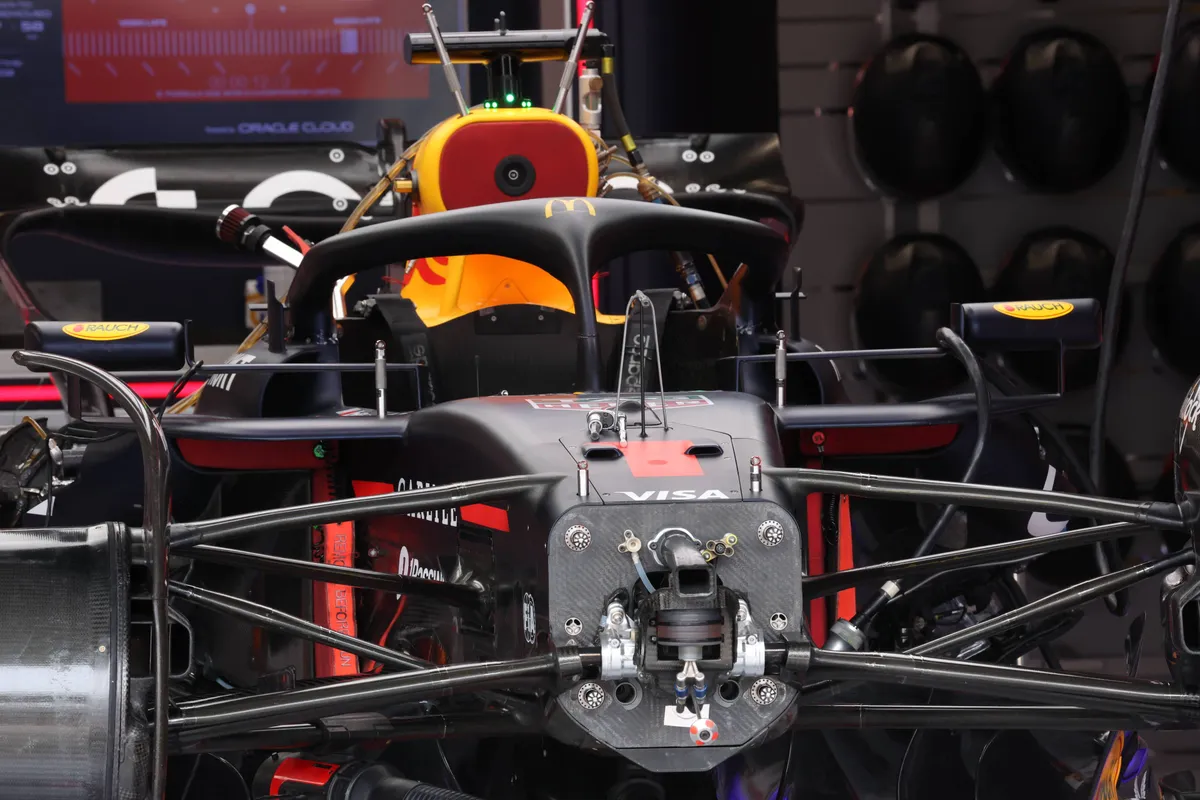 max verstappen's auto bij red bull racing