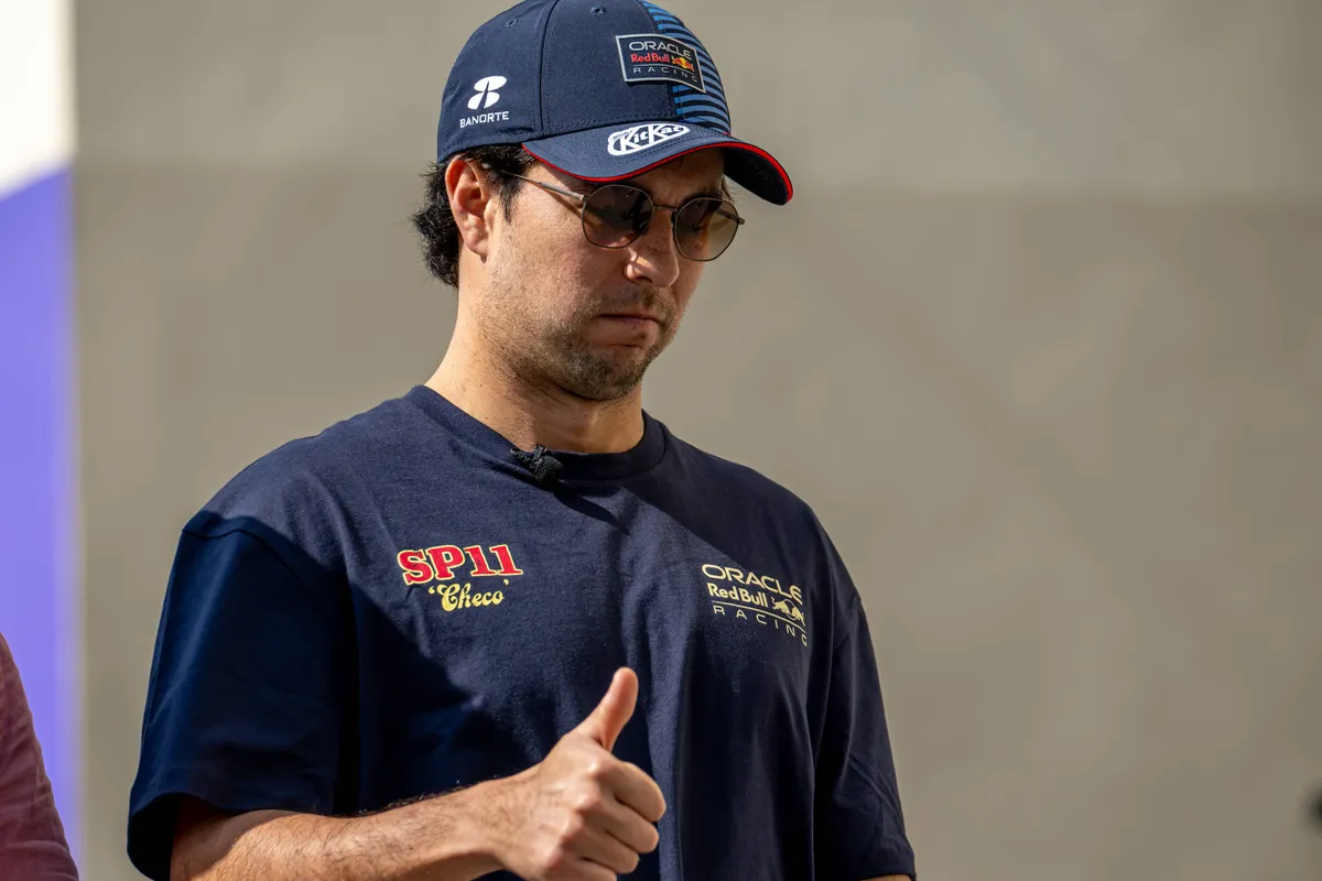 Sergio Perez tijdens raceweekend in Abu Dhabi