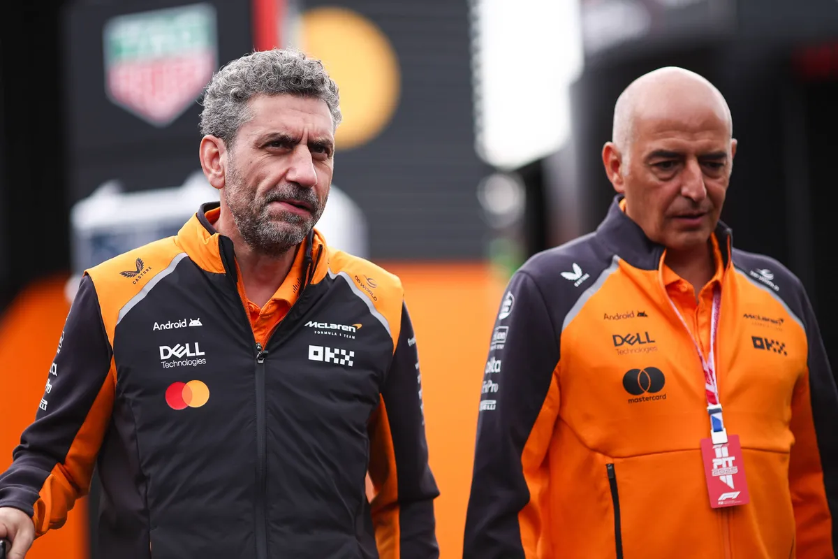 McLaren-teambaas Andrea Stella in de F1-paddock