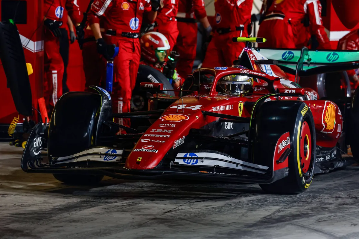Lewis Hamilton Ferrari F1 Abu Dhabi Pitstop F1 2025