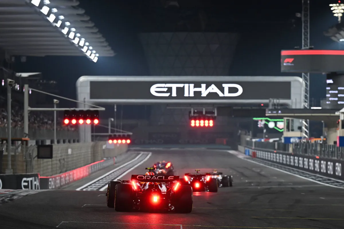 F1 grid Abu Dhabi 2025 FP2 VT2