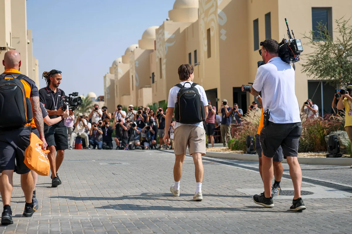 McLaren-coureur Piastri in Abu Dhabi