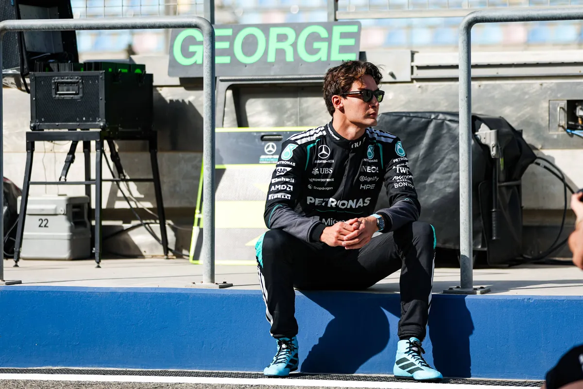 George Russell voor Mercedes in Bahrein tijdens de 2026 F1-wintertest