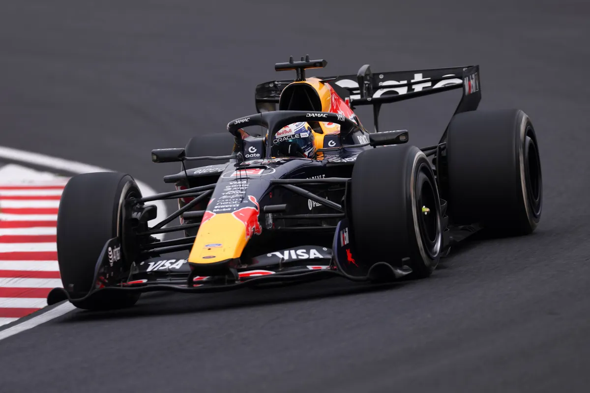 Red Bull-coureur Max Verstappen tijdens de 2026 F1-race in Japan