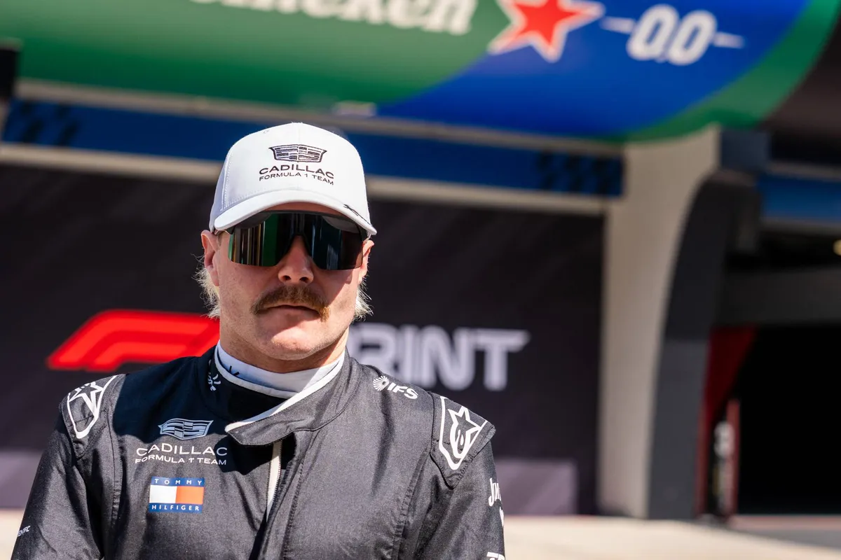 Cadillac-coureur Valtteri Bottas tijdens 2026 F1 GP China