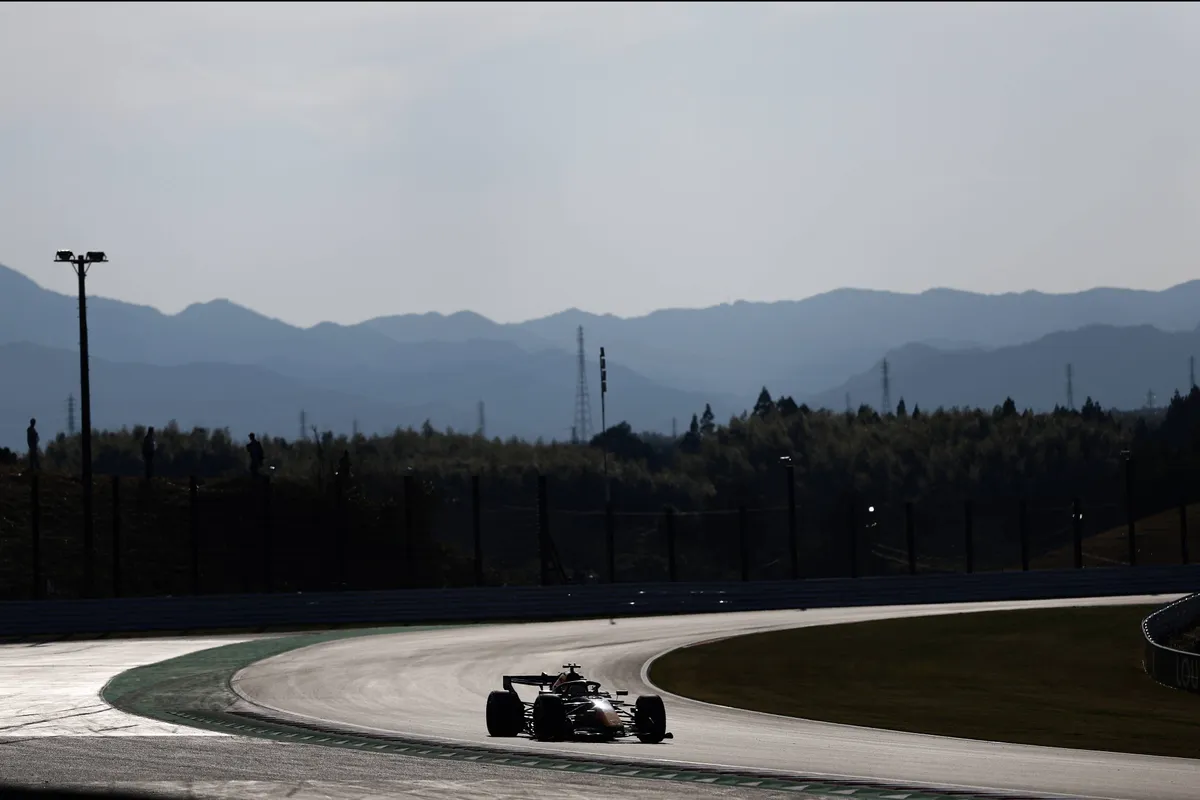 Red Bull-coureur Max Verstappen op Suzuka tijdens 2026 F1 GP Japan