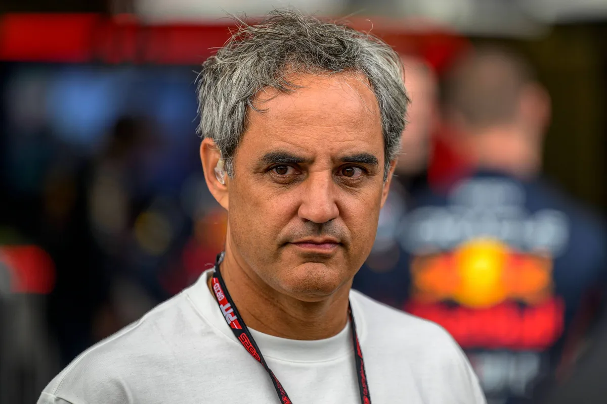 Voormalig F1-coureur Juan Pablo Montoya in Azerbeidzjan in 2025