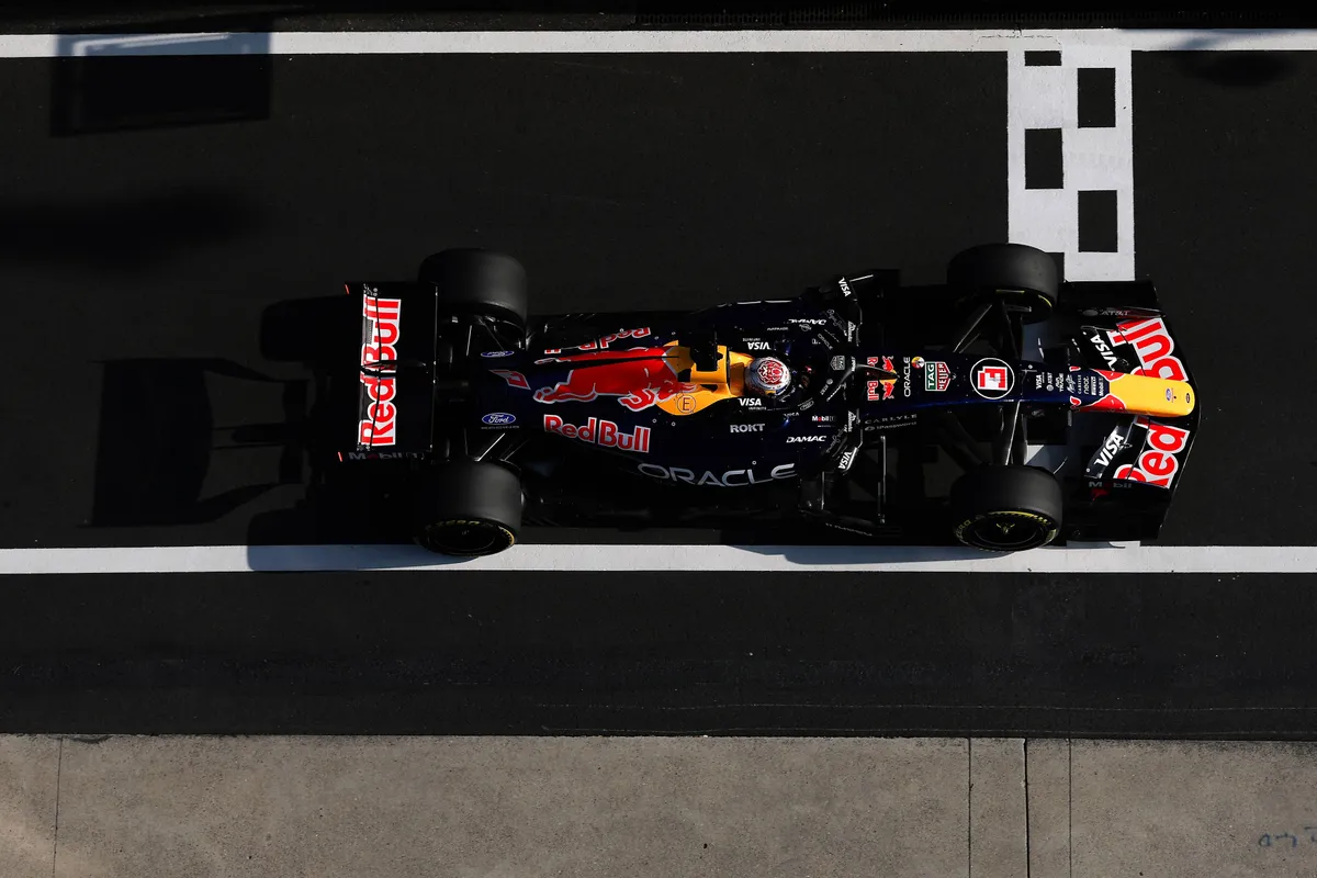 Red Bull Racing Max Verstappen RB22 pitstraat GP China 2026