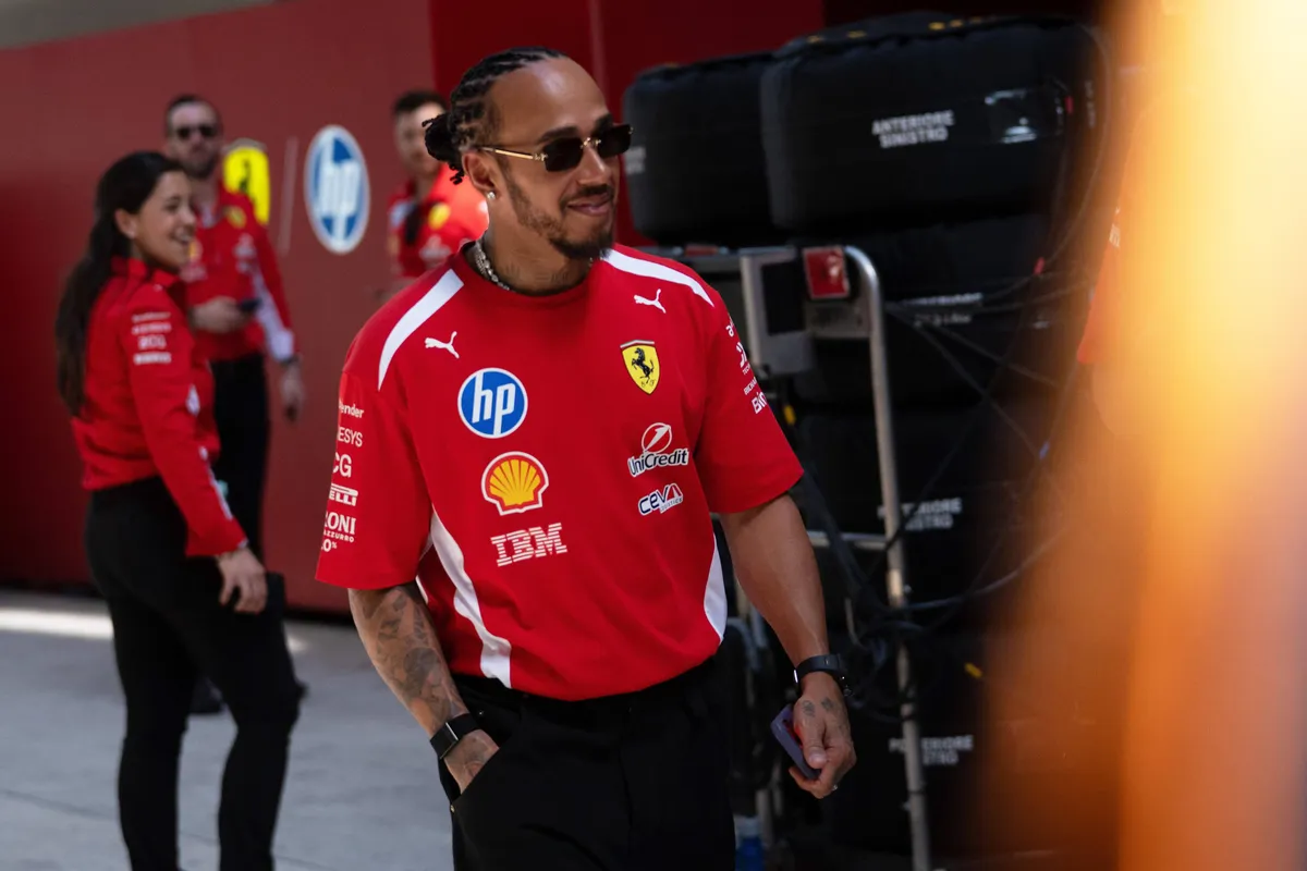 Ferrari-coureur Lewis Hamilton in Miami 2026