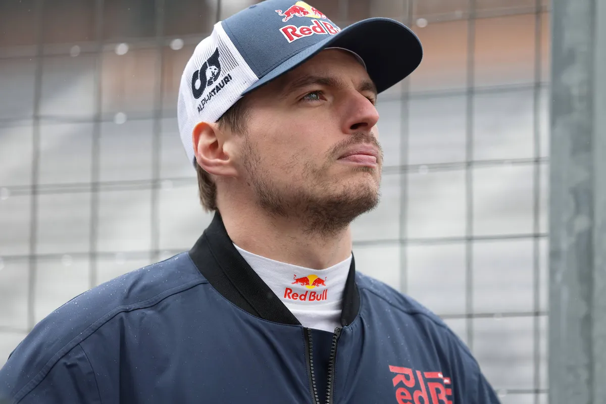 Red Bull-coureur Max Verstappen in de GT500-testdag in Fuji