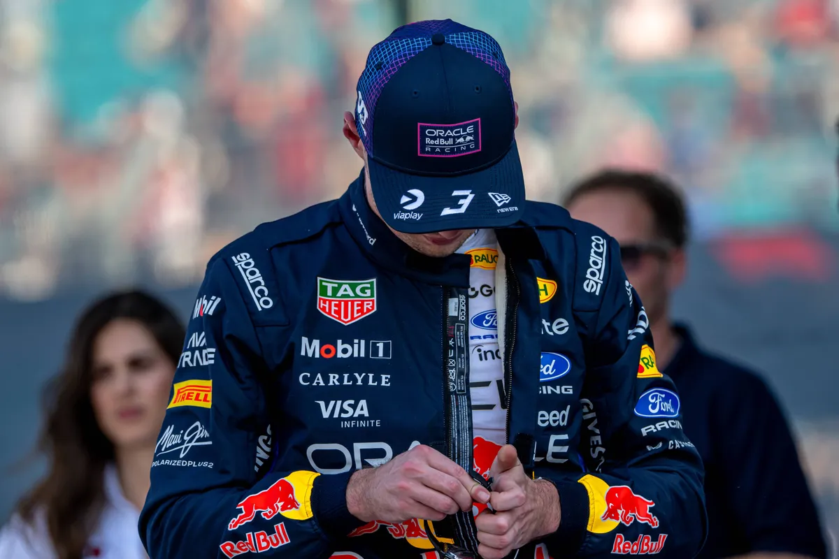 Max Verstappen op de grid voor de 2026 F1 GP Miami