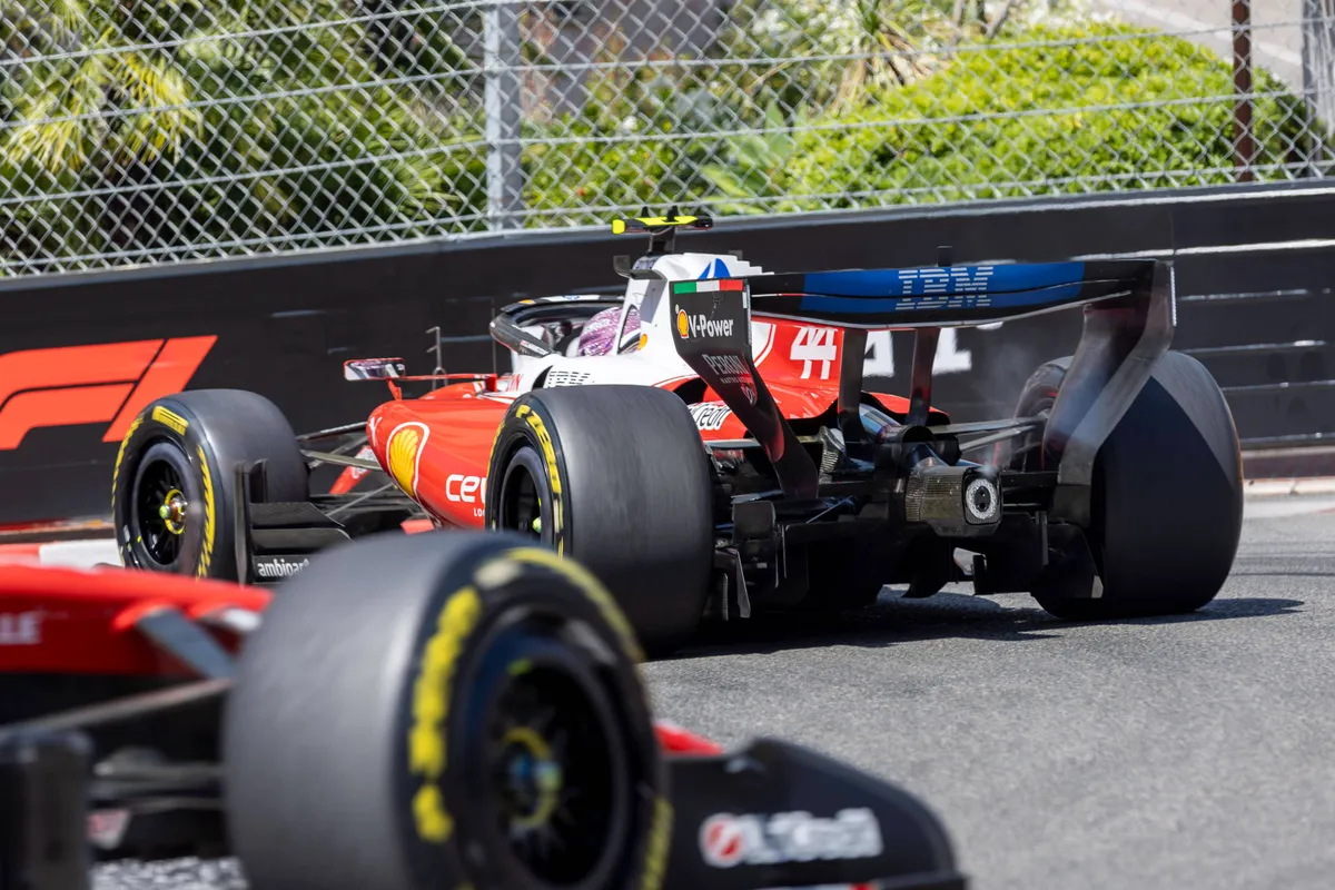 De Ferrari SF-26 van Lewis Hamilton tijdens het raceweekend in Monaco