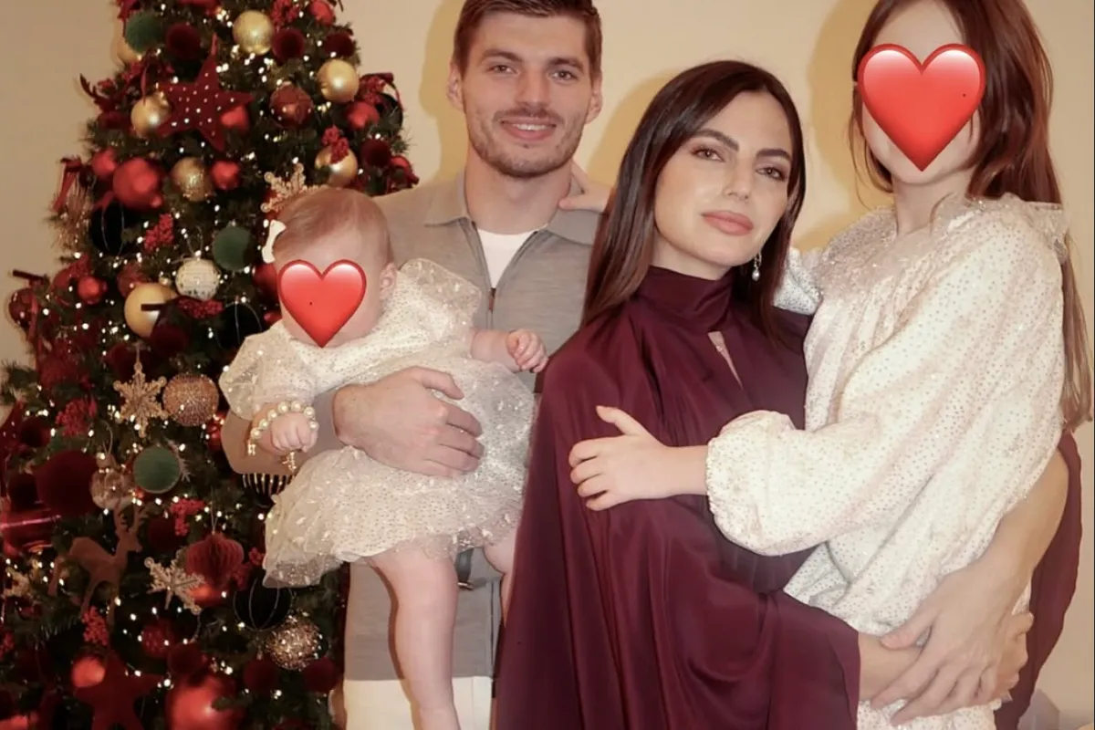 Max Verstappen Kelly Piquet, Lily en Penelope tijdens kerst