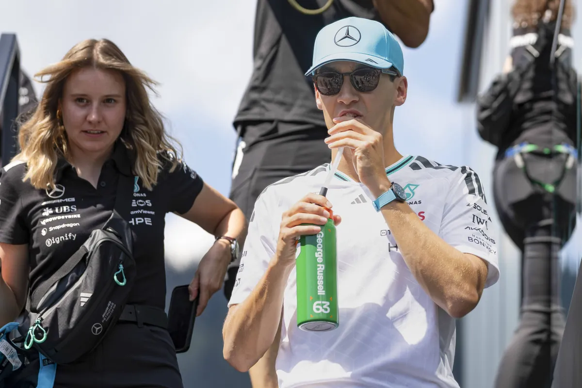 Mercedes-coureur George Russell in Oostenrijk