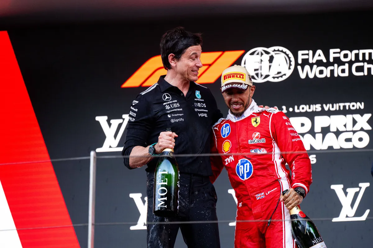 Toto Wolff Lewis Hamilton