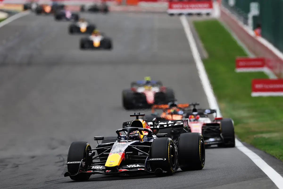 Een shot van de openingsfase van de F1 Grand Prix van België in 2026