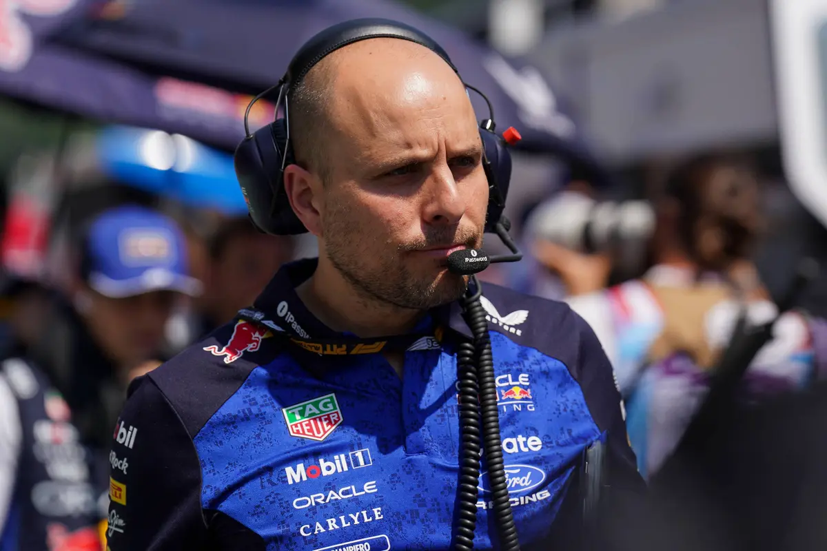 Gianpiero Lambiase, de race-engineer van Max Verstappen, op de F1-grid in Groot-Brittannië