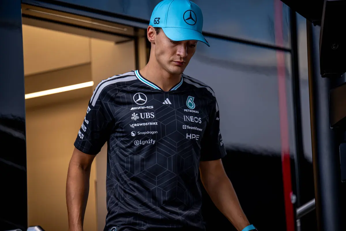 Mercedes-coureur George Russell heeft hard uitgehaald in Hongarije