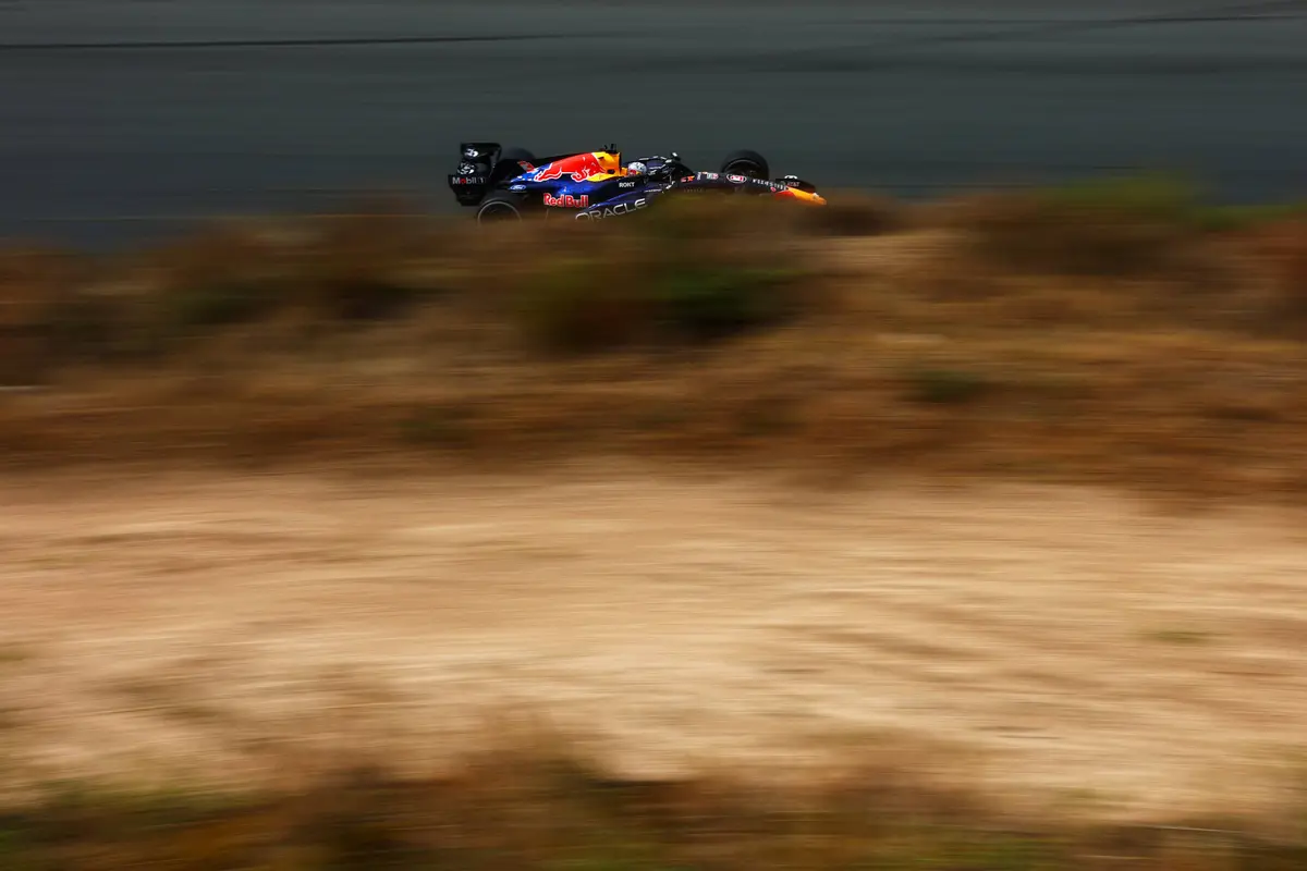 Max Verstappen eindigt VT1 in Zandvoort op de elfde plaats
