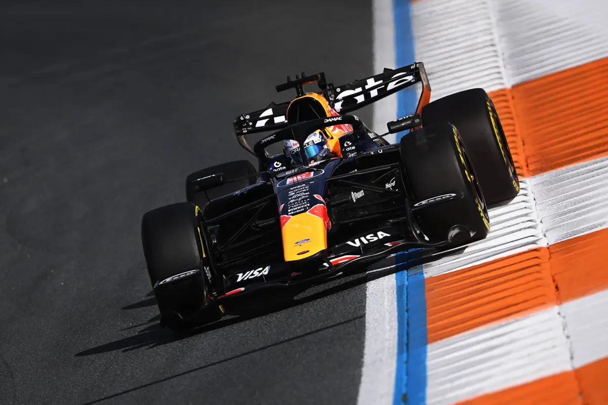 Max Verstappen voor Red Bull tijdens de sprintkwalificatie in Zandvoort