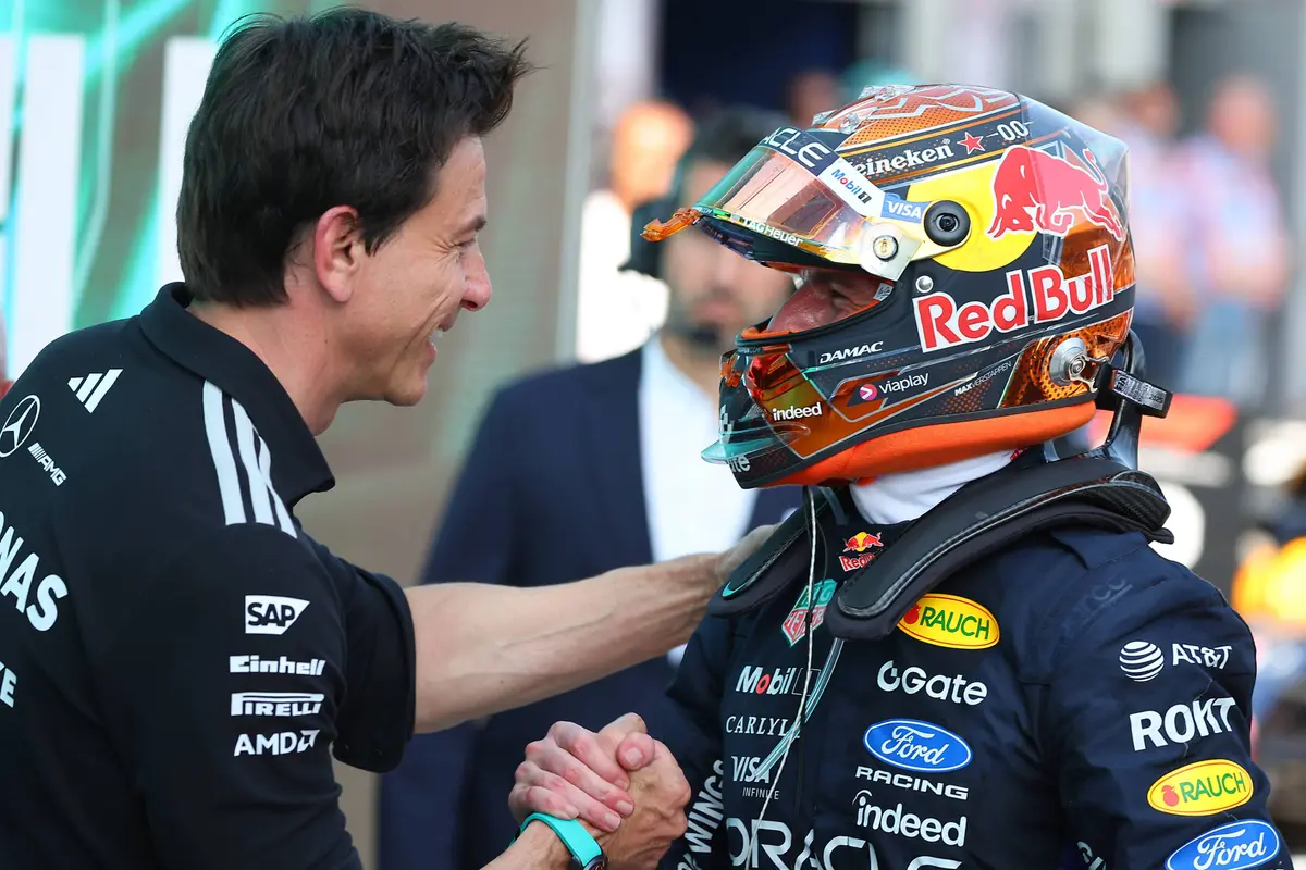 Mercedes-baas Toto Wolff waarschuwt Max Verstappen richting het restant van het 2026 F1-seizoen