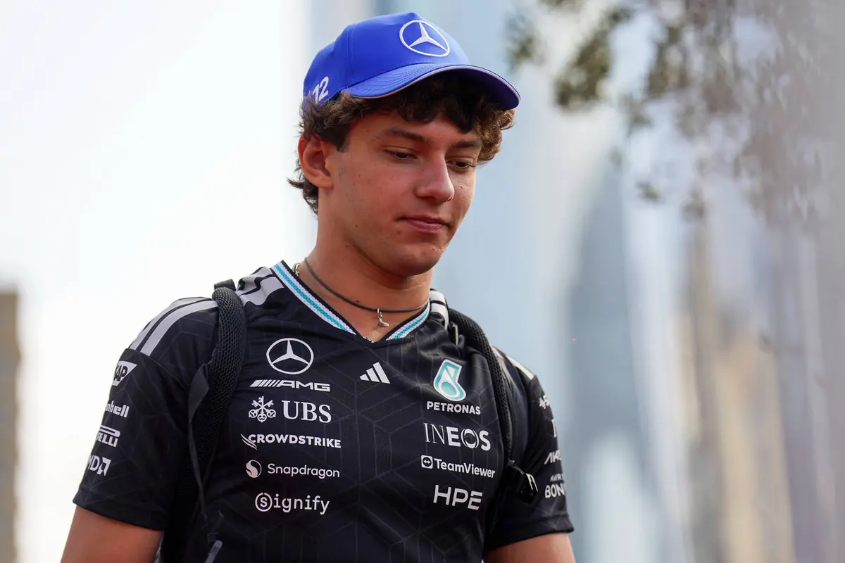Mercedes heeft de motor van Kimi Antonelli moeten wisselen in Azerbeidzjan