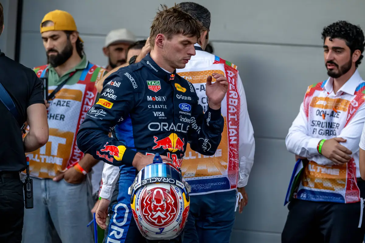Max Verstappen werd onderzocht door de stewards in Azerbeidzjan