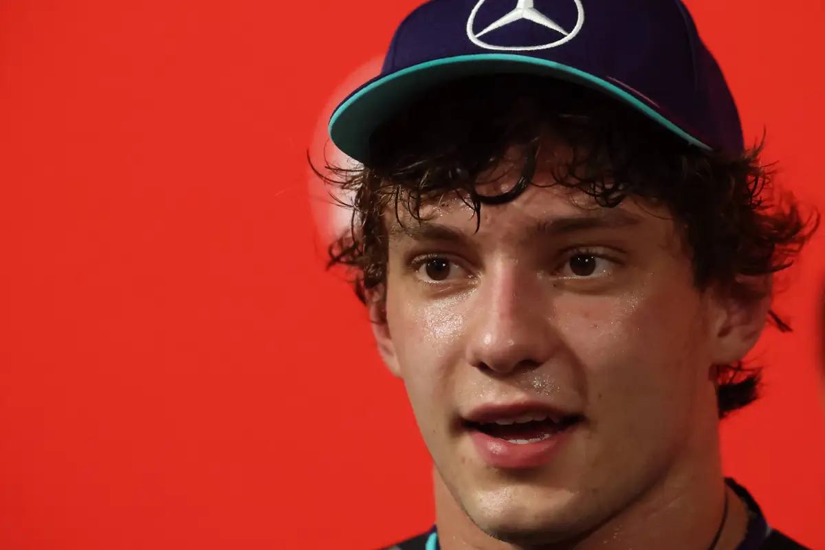 Toto Wolff heeft Kimi Antonelli gewaarschuwd na de race in Singapore