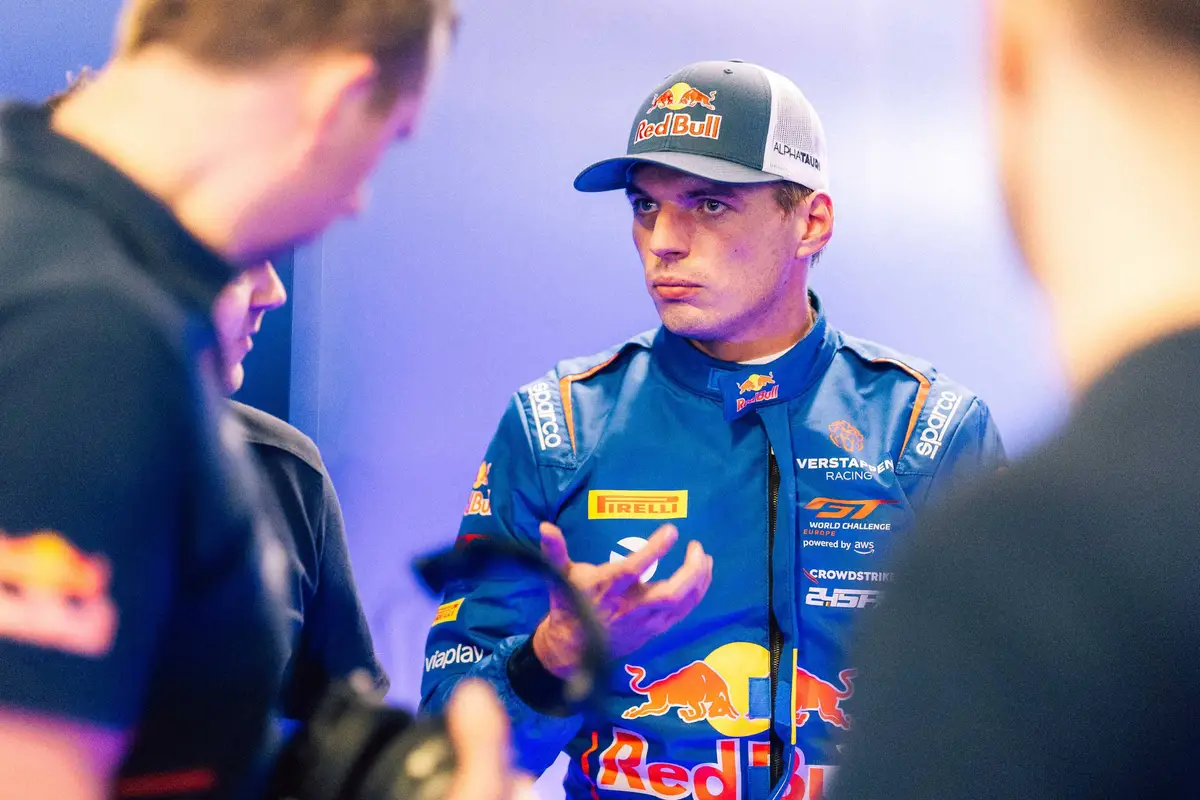 Max Verstappen in Portimao voor zijn endurance race met Verstappen Racing (2026)