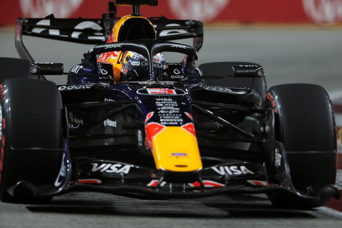 Verstappen and Russell set for front-row showdown on Singapore Sprint grid