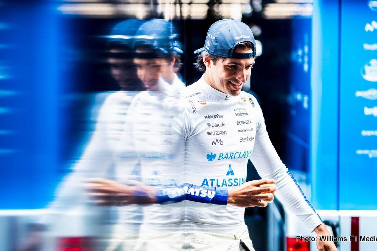 Carlos Sainz warns Williams clock is ticking, his future "depends how quickly we bounce back"