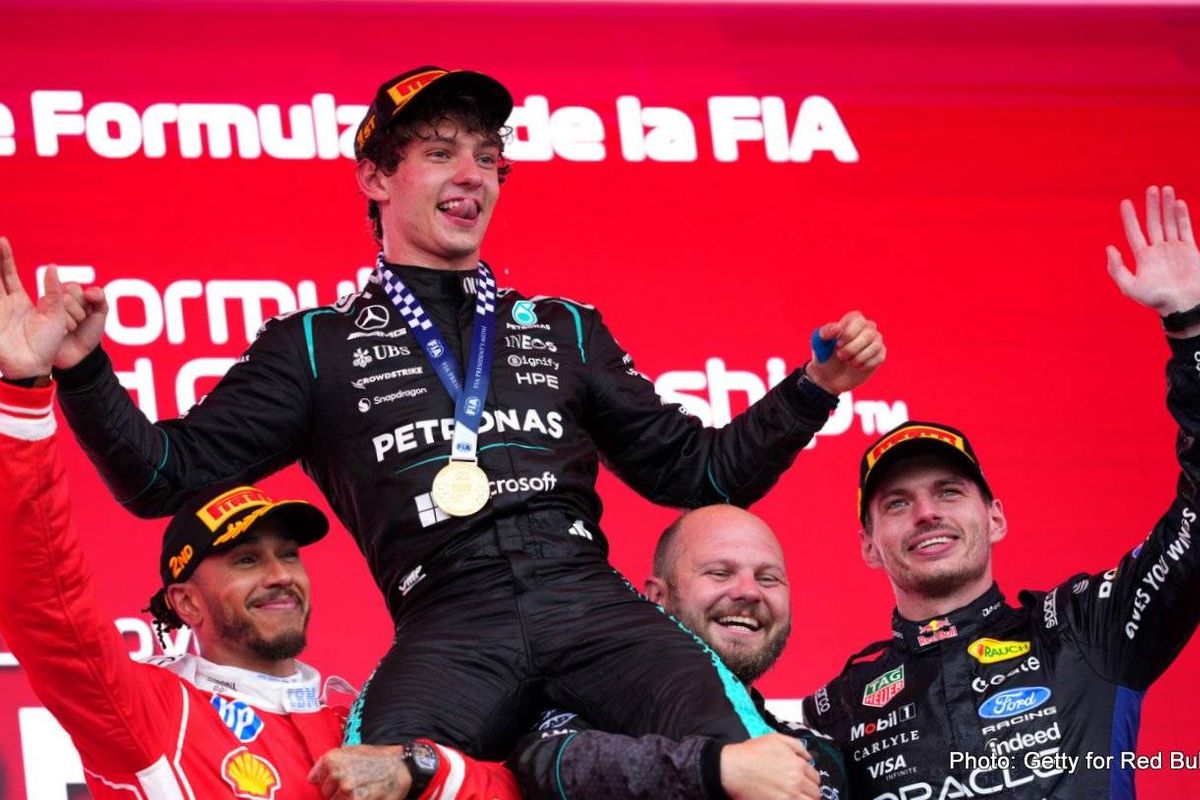 Supercomputer predicts Kimi Antonelli to beat Lewis Hamilton to 2026 Formula 1 title