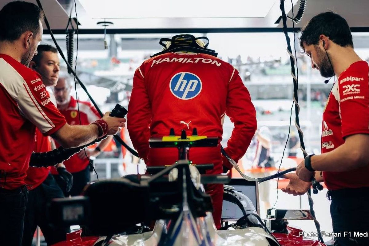 Ferrari fined and Lewis Hamilton formally warned for impeding during Sepang practice