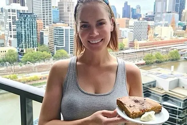 Tennisster Dokic werd mishandeld: 'Hij spuwt me in het gezicht'